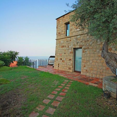 Апартаменты La Torre Di Magara By Wonderful Italy Чефалу Экстерьер фото